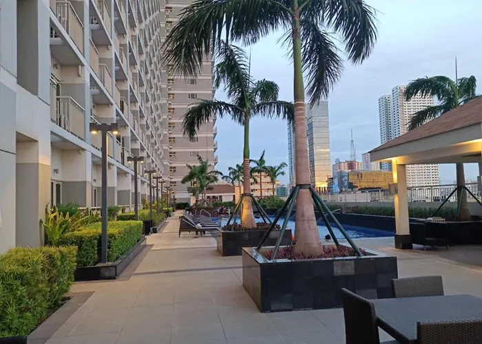 Coast Residences-ronnzel Staycation アパート *